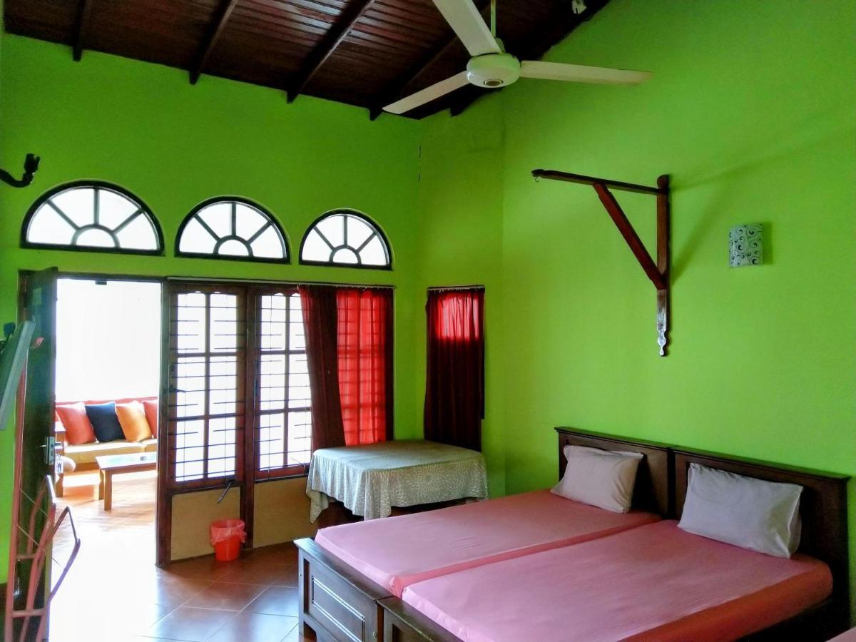 Kandyan Feel Free Homestay Exterior foto