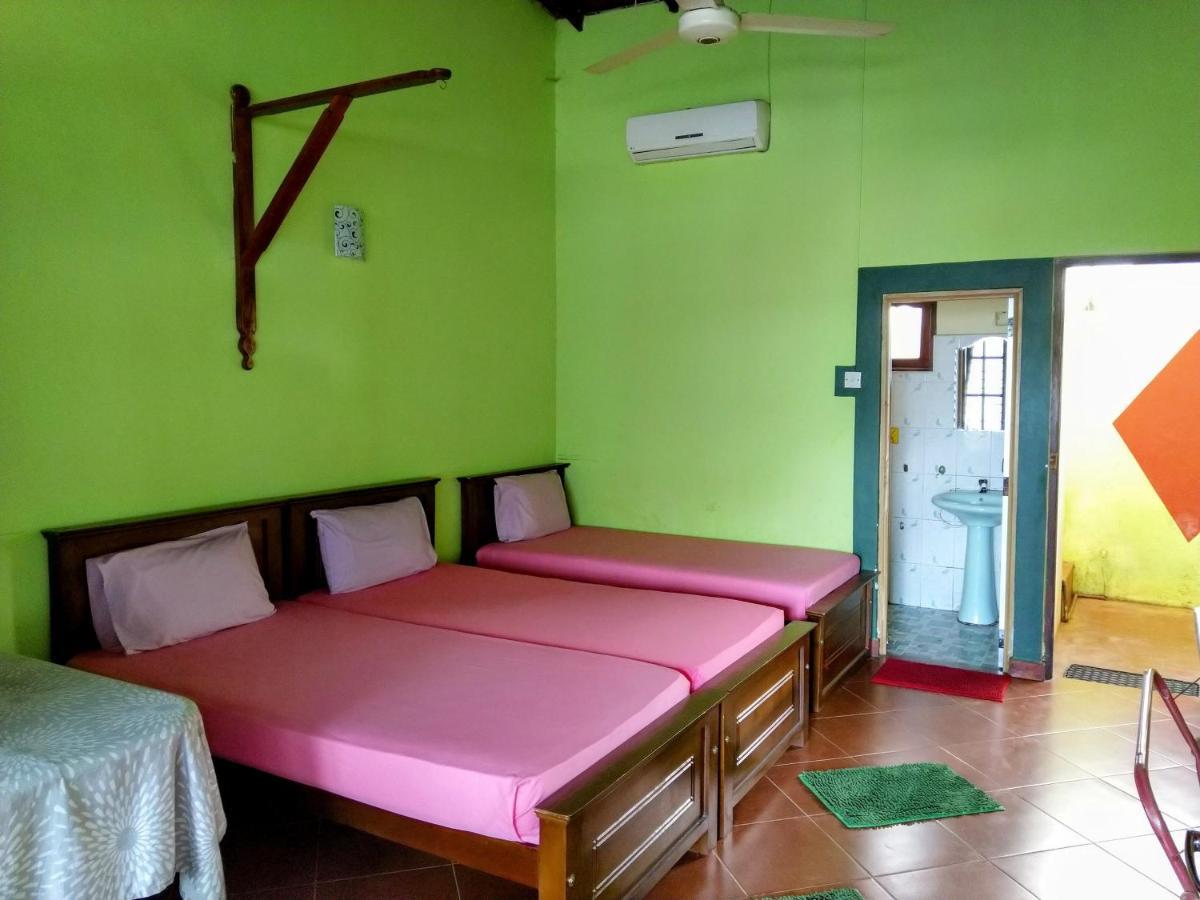 Kandyan Feel Free Homestay Exterior foto